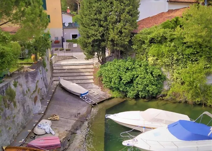 Domus Graziana - Front *