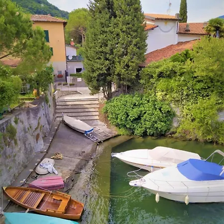 Domus Graziana - Front *